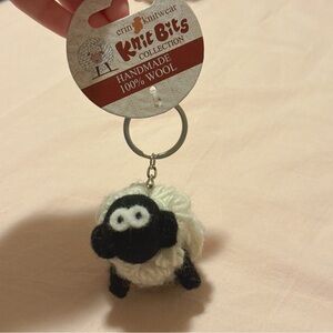 100% WOOL HANDMADE SHEEP KEYCHAIN